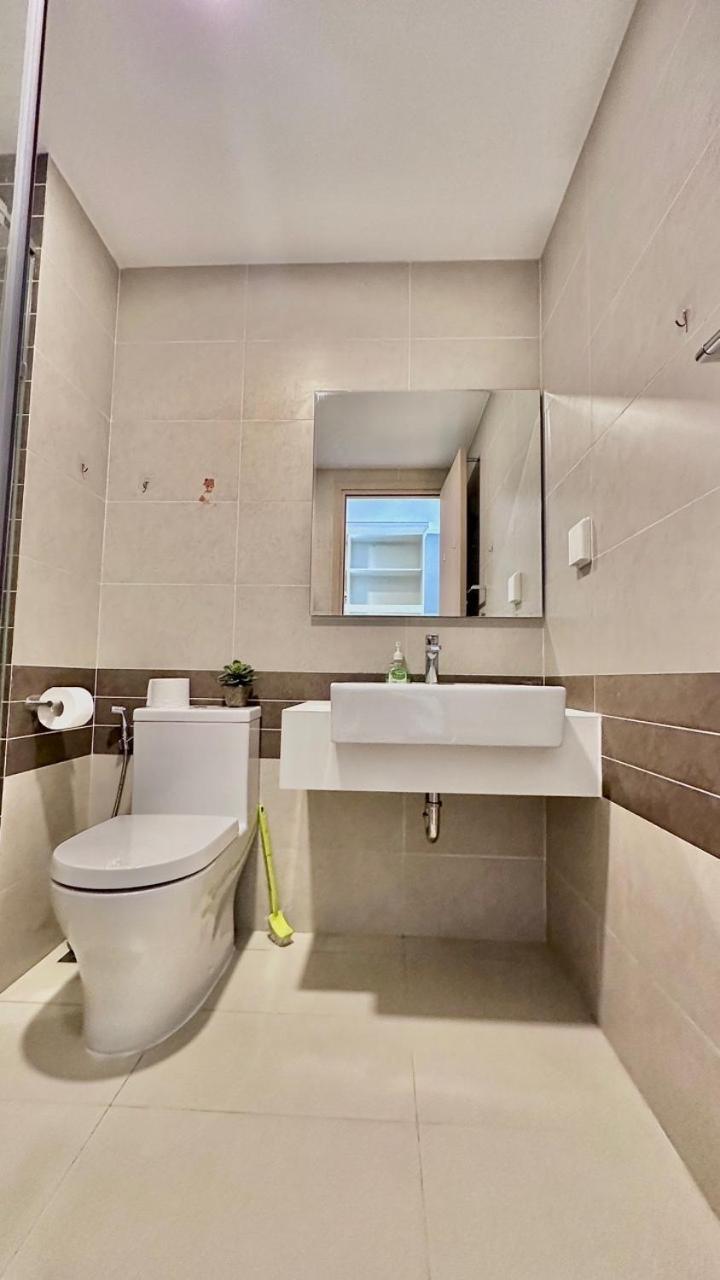 Your Home - Rivergate Residence Хошимин Экстерьер фото