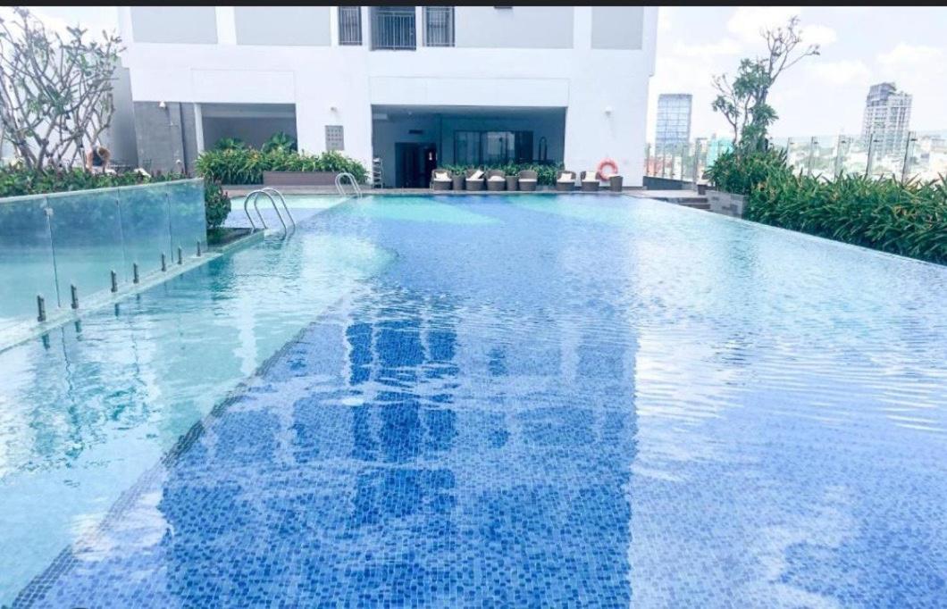 Your Home - Rivergate Residence Хошимин Экстерьер фото