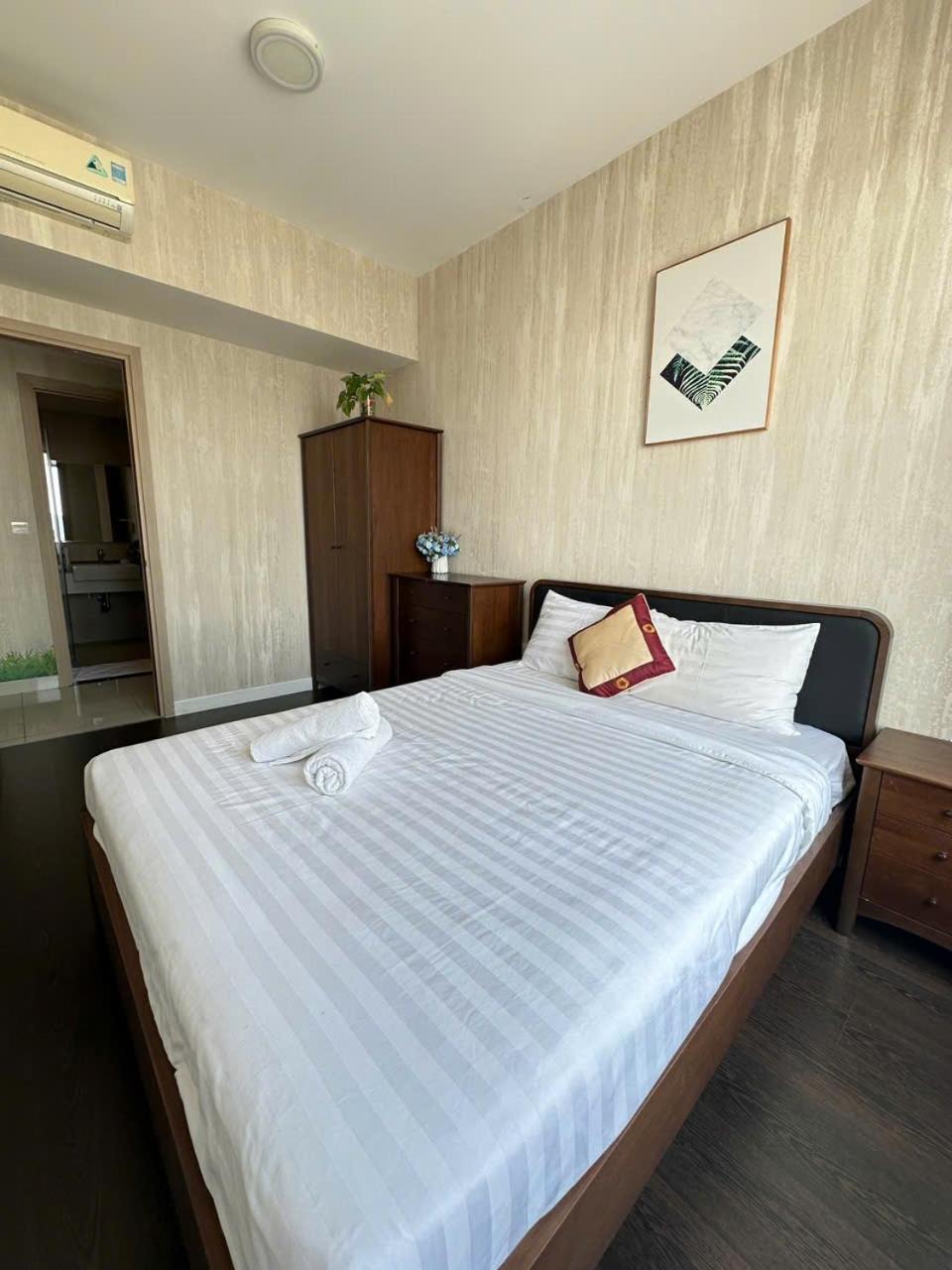 Your Home - Rivergate Residence Хошимин Экстерьер фото