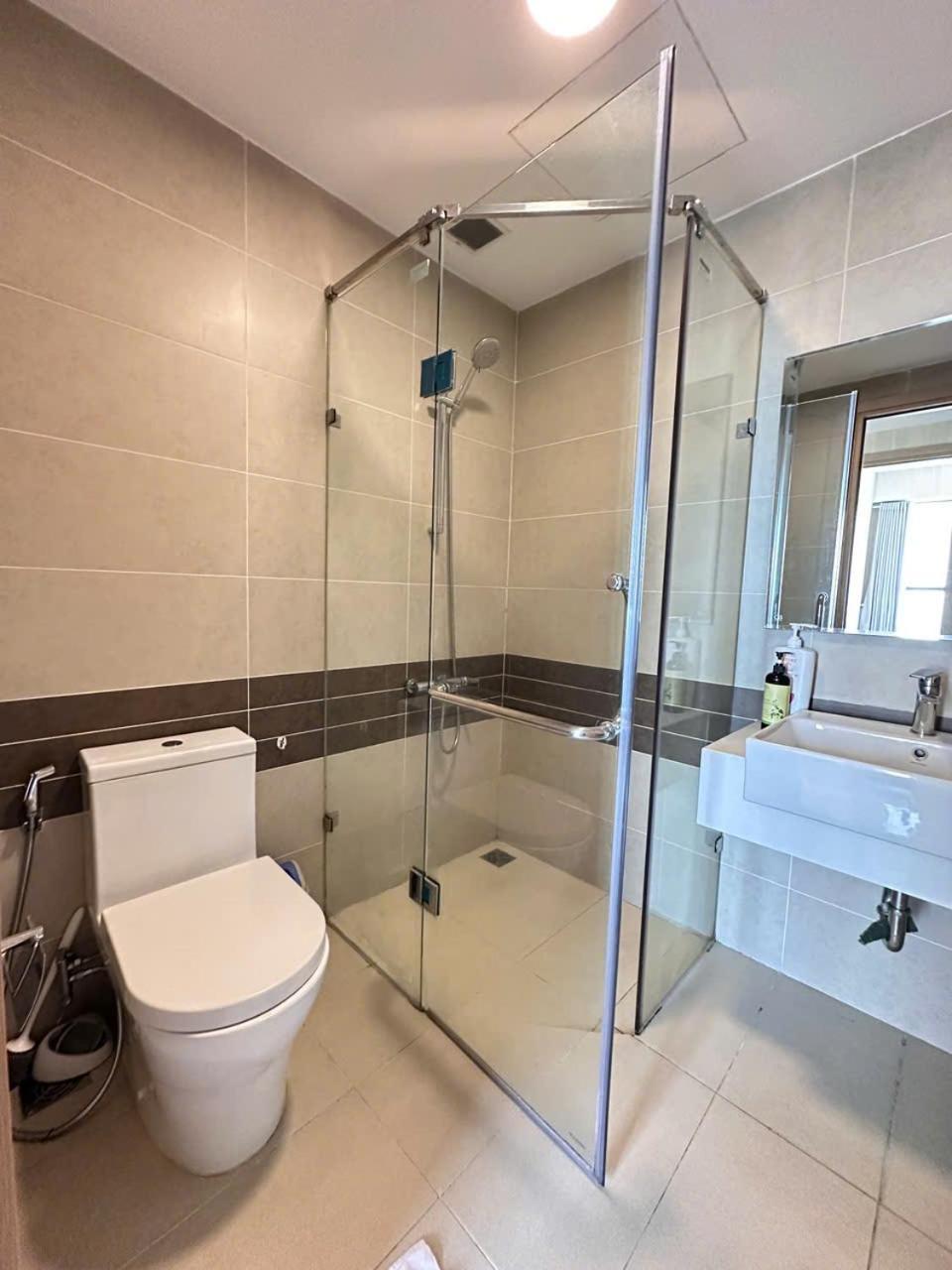 Your Home - Rivergate Residence Хошимин Экстерьер фото